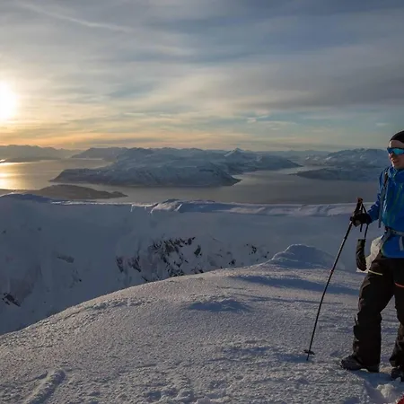 Alojamento de Turismo Selvagem Vannoy Sport Og Havfiske