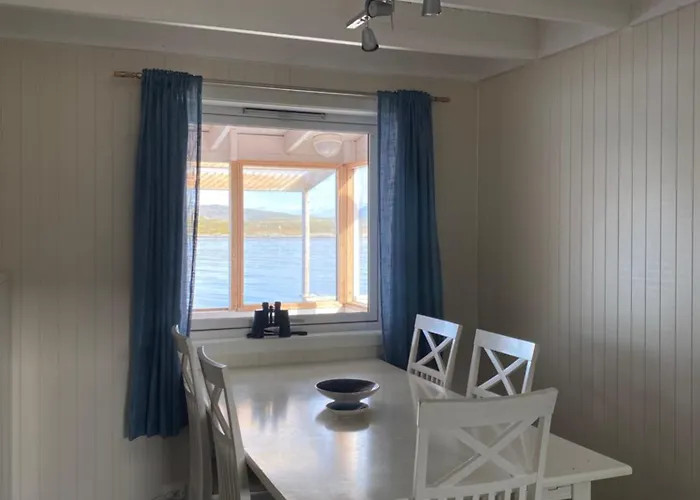 Hytte Vannoy Sport Og Havfiske Vannvåg