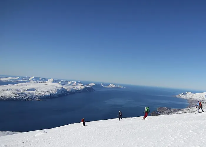 Hytte Vannoy Sport Og Havfiske Vannvåg